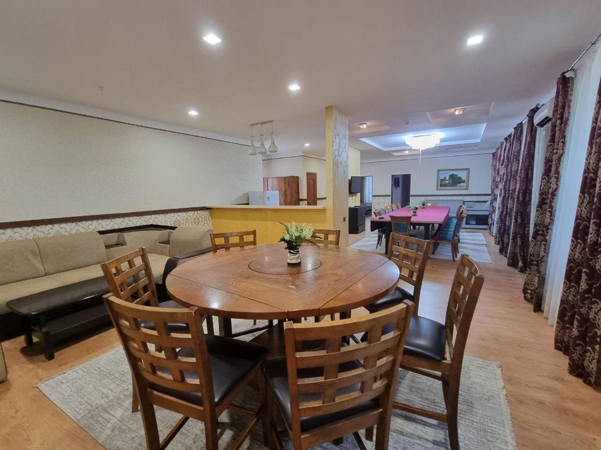 Green Land Hotell Aktobe Eksteriør bilde